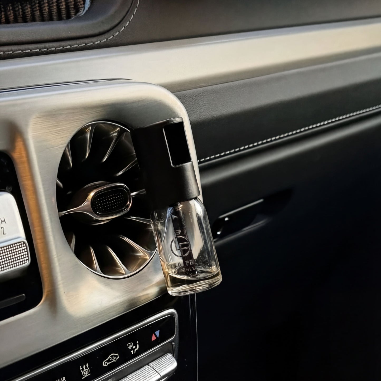 Lessa Fresh - Dein Parfum. Jetzt im Auto.